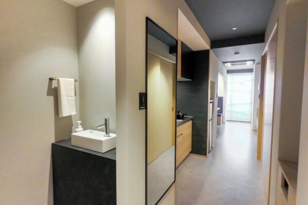 Bathroom | Free toiletries, hair dryer, slippers, bidet