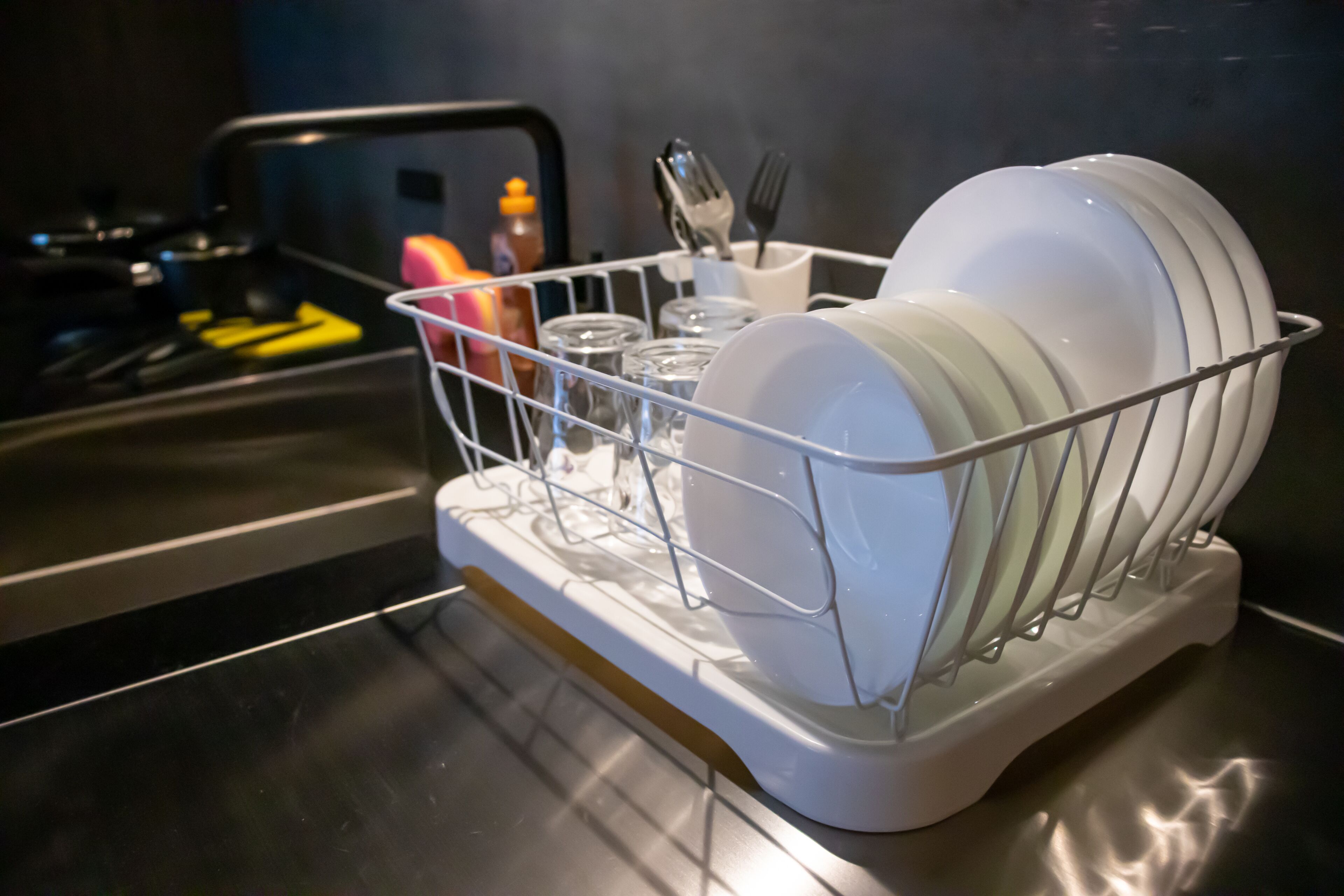 superior apartment | private kitchenette | fridge, electric kettle, paper towels