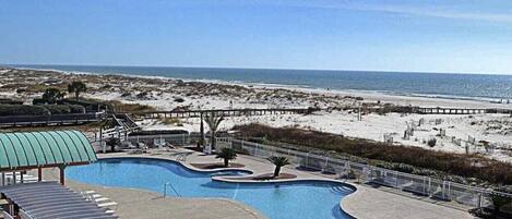 Sisäuima-allas, ulkouima-allas