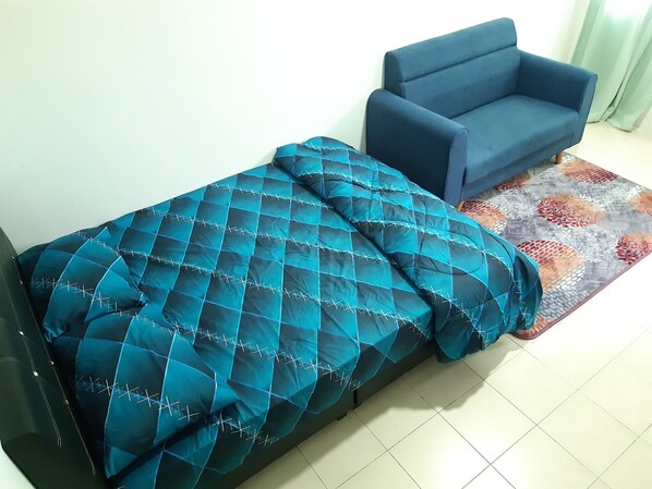 3 bedrooms, iron/ironing board