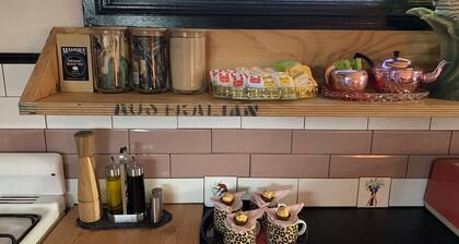 Luscious Layabout Cottage Katoomba