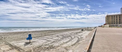Una playa cerca, toallas de playa
