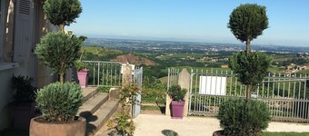 A corner of paradise and tranquility in the heart of Beaujolais