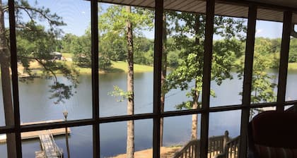 Smith Lake Vacation Rental