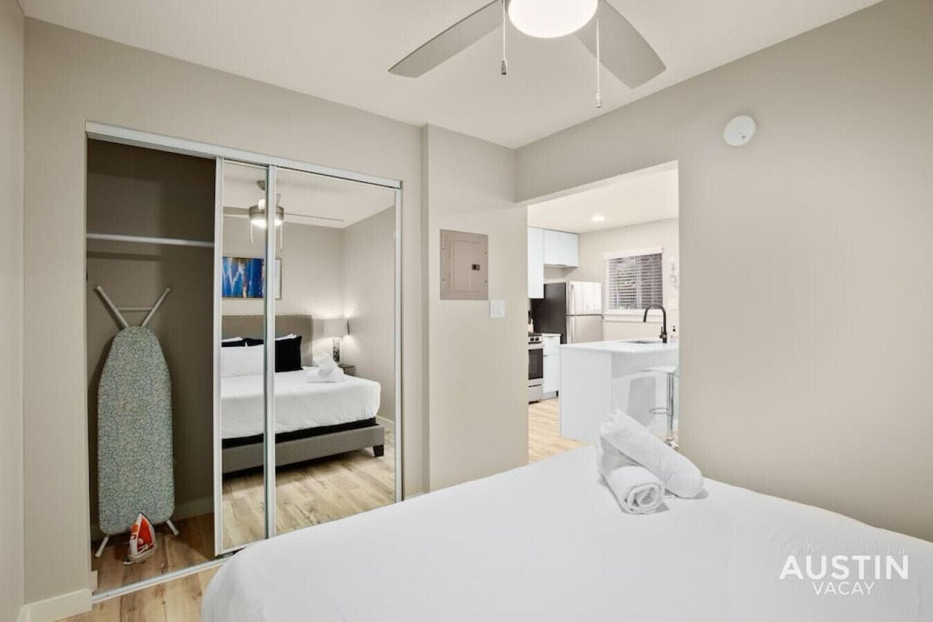 1 dormitorio, escritorio, tabla de planchar con plancha y wifi gratis