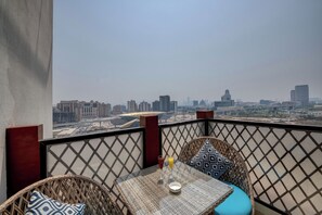 One Bedroom Superior | Terrace/patio - SUHA Park Luxury Hotel Apartments, Al Jaddaf (Dubai)