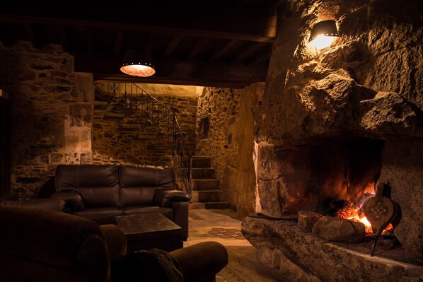 Interior - RELAX IN PURE STATE (Bermellar)