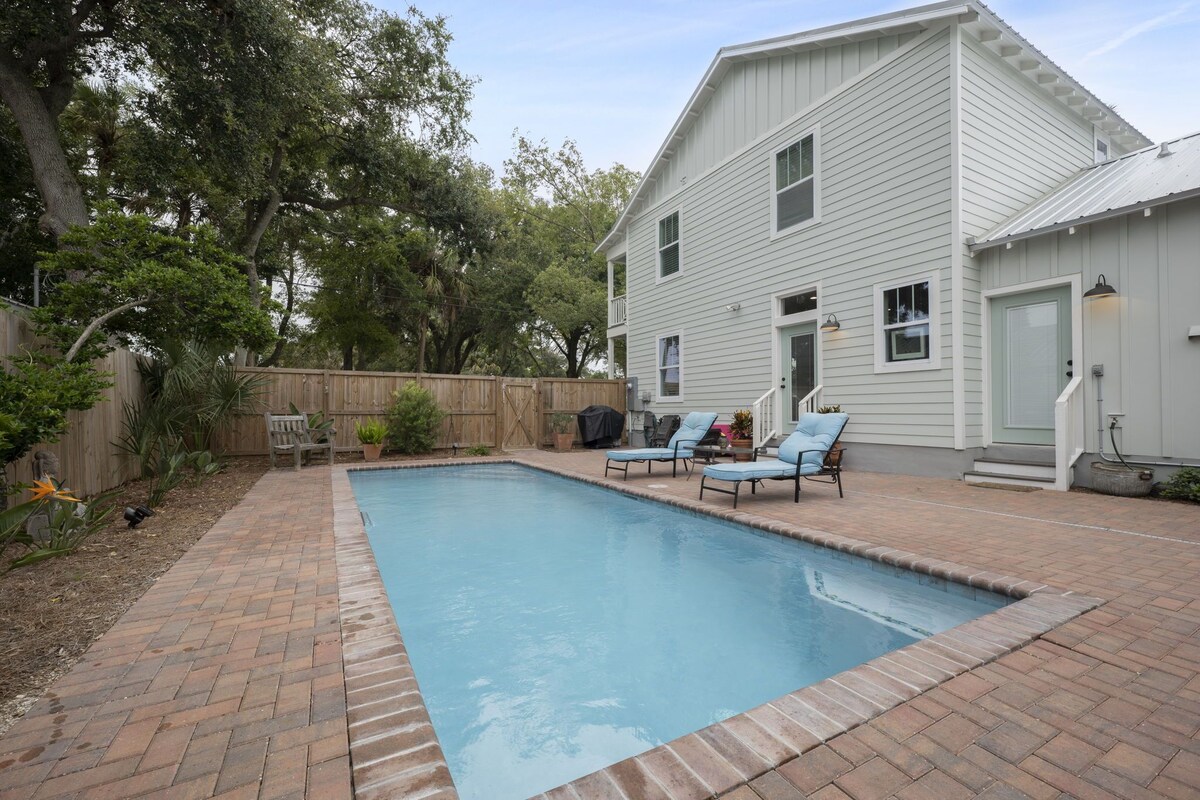 Photo 29 of Southern Charmer w/ Pool and Stellar Location-Walk to Everything Downtown!