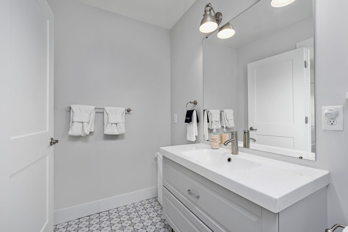 Photo 22 of Southern Charmer w/ Pool and Stellar Location-Walk to Everything Downtown!