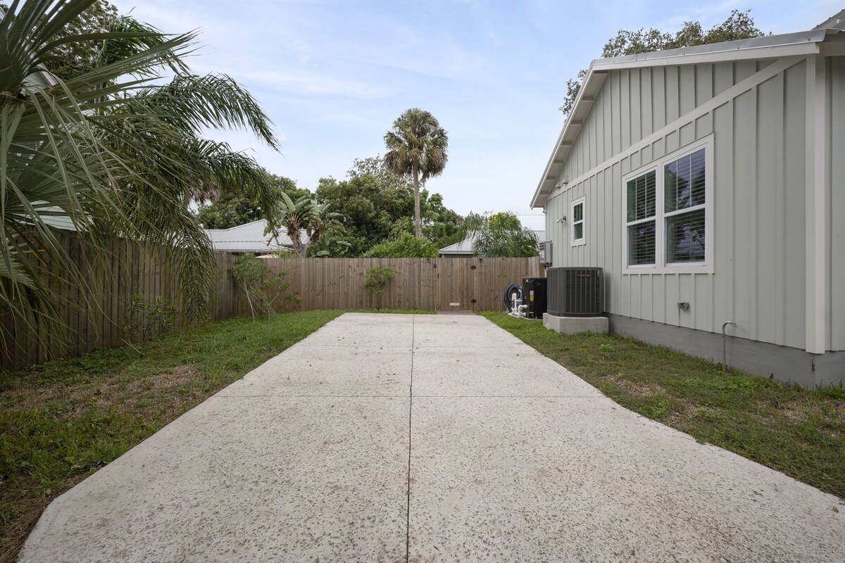 Photo 33 of Southern Charmer w/ Pool and Stellar Location-Walk to Everything Downtown!