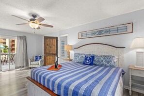 7 bedrooms, desk, iron/ironing board, travel crib - Sand Castle ~ 3-Story Beach Retreat with Heated Pool, Tiki Bar & Dual Game Rooms (Panama City Beach)