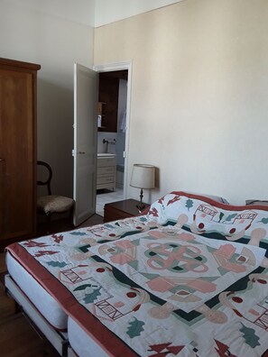 3 bedrooms