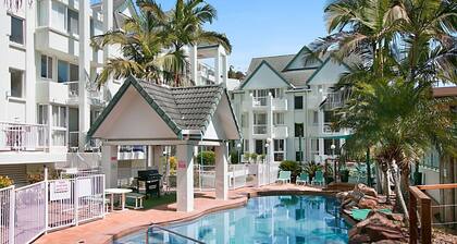 ‘RAINBOW RETREAT@THE BAY - Private Rooftop Terrace and SPA plus Ocean Views!