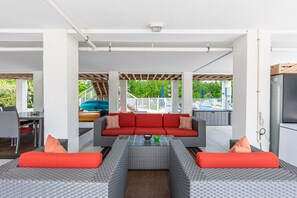 TV, Netflix, DVD player, ping pong