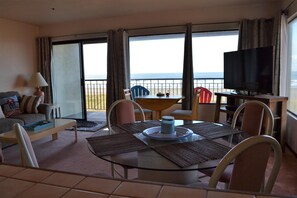 غرفة المعيشة