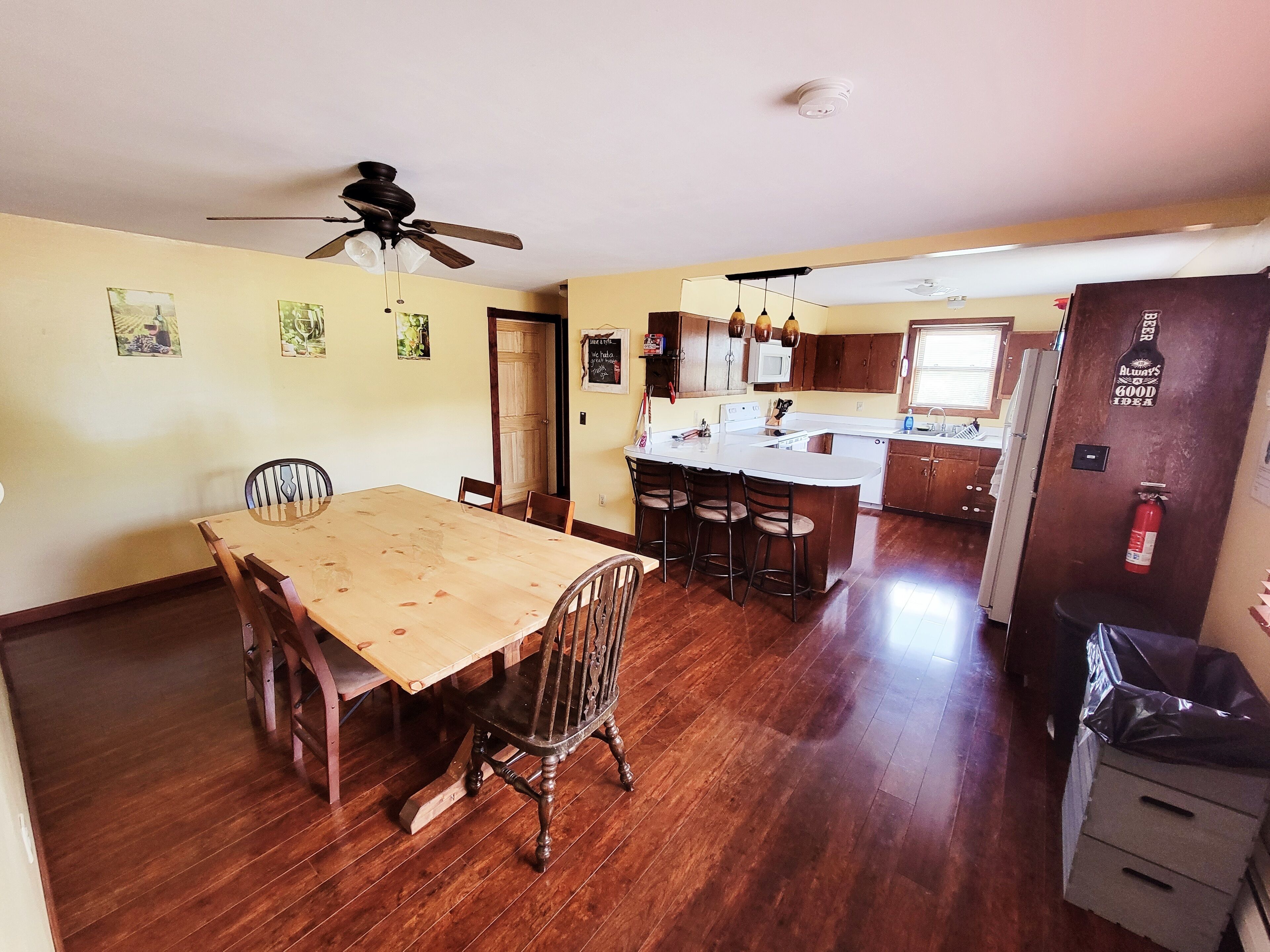 Wine Trail Apartment (pet friendly) - 4bd/2ba