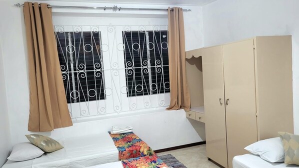 3 Schlafzimmer, Bügeleisen/Bügelbrett, kostenloses WLAN, Bettwäsche