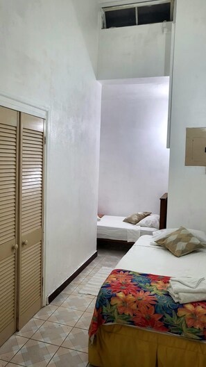 3 Schlafzimmer, Bügeleisen/Bügelbrett, kostenloses WLAN, Bettwäsche