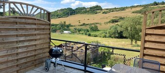 Geräumige Frisch Renovierte Wohnung Mitte in der Vulkaneifel