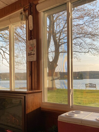 Welcome to our inviting all-season Lakefront Retreat near Lily Dale and Fredonia