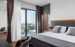 4 bedrooms, in-room safe, travel crib, free WiFi