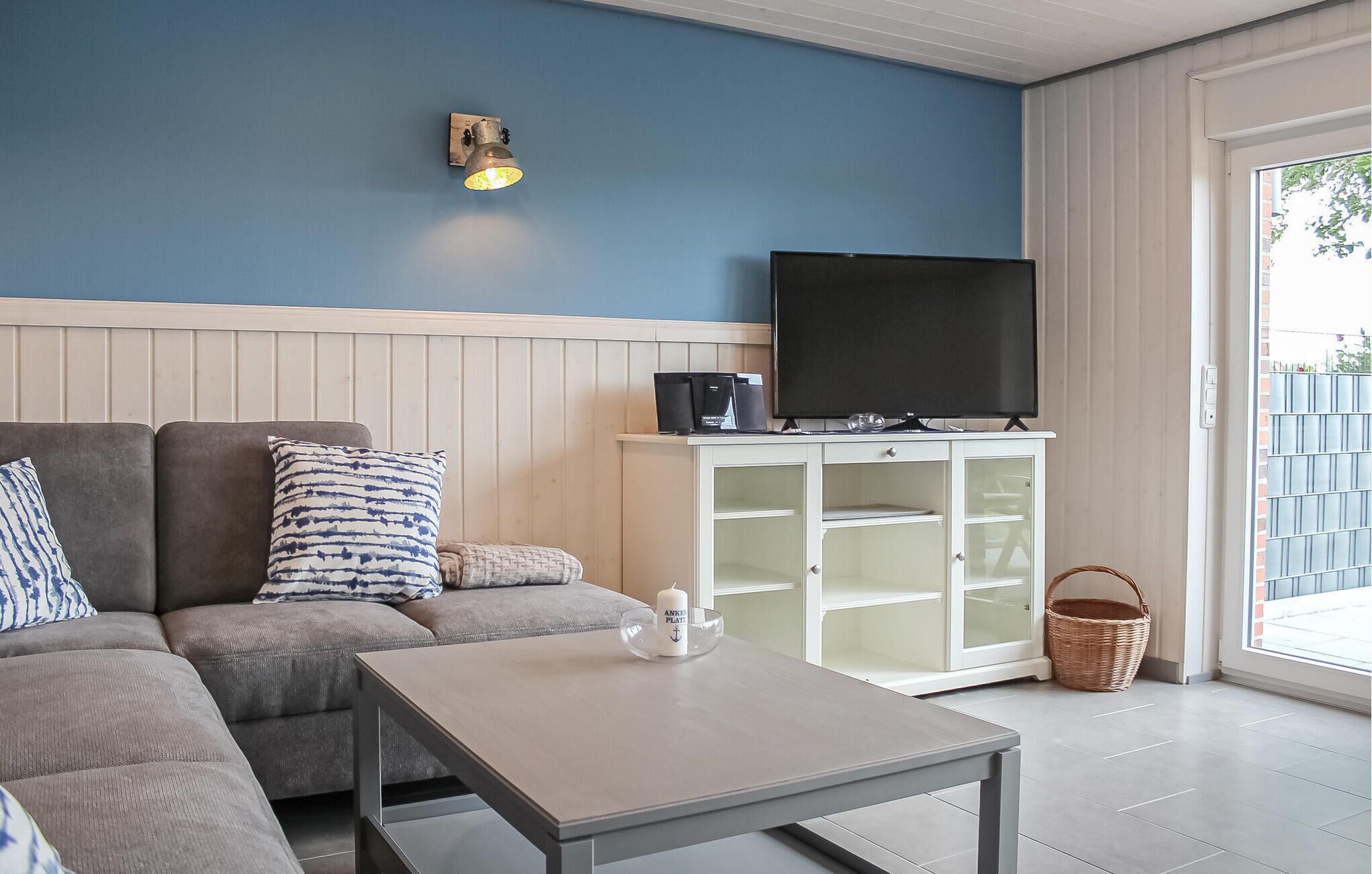 Smart-TV, DVD-Player, Stereoanlage