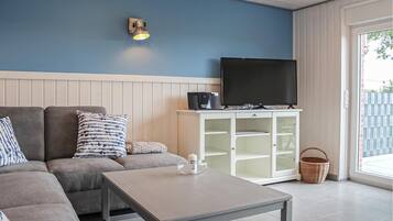 Smart-TV, DVD-Player, Stereoanlage