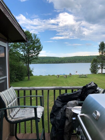 1 Bedroom Updated camp on Secluded Holland Pond