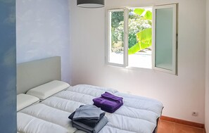 4 dormitorios, wifi gratis, ropa de cama