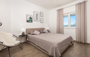 2 bedrooms, iron/ironing board, travel cot, free WiFi - Nice apartment in Sveti Juraj with WiFi (Sveti Juraj)