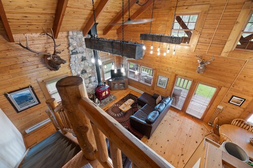 Serene cabin getaway minutes from hiking, biking, UTV and snowmobile trails.