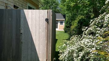 Enceinte de lâhĂ©bergement