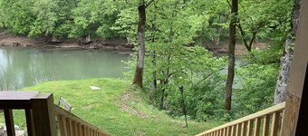 Beautiful Cabin on the Caney Fork River