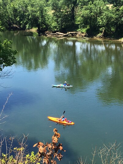 Beautiful Cabin on the Caney Fork River