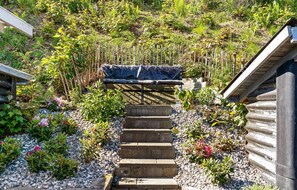 Property grounds - Lovely home in Allingåbro with kitchen (Allingåbro)