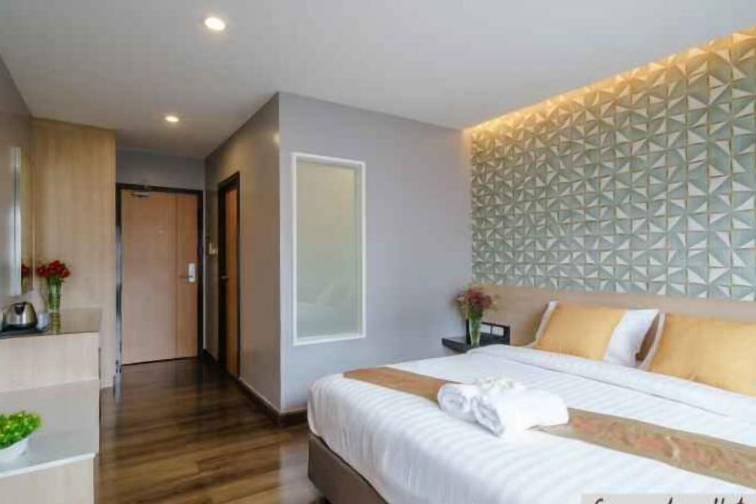 Allergikerbettwaren, Zimmersafe, Schreibtisch, schallisolierte Zimmer