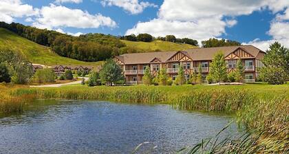 Fabulous Scenic Fall Retreat Oct 10-17