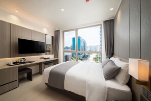 In-room safe, blackout curtains, soundproofing, iron/ironing board - UTOP Boutique Hotel & Residence (Gwangju)