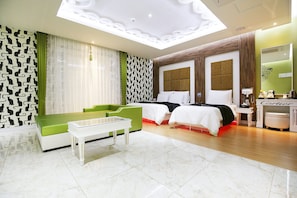 Premier Room (Party) - On site payment for more than 2 people