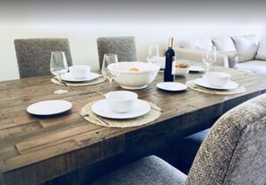 تناول الطعام