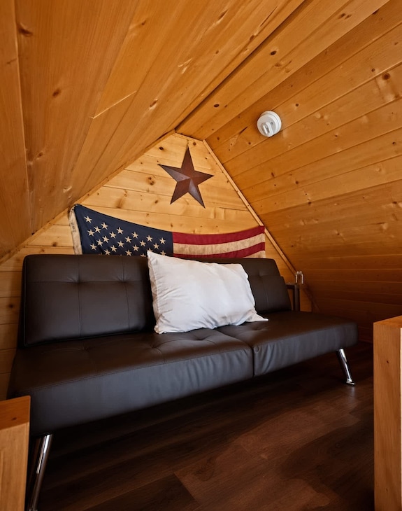 Treehouse Place At Deer Ridge Ole Mill - Lake Stevens