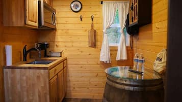 冰箱、微波炉、炉灶、茶具/咖啡用具