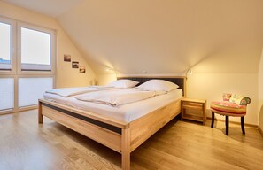 2 makuuhuonetta, Wi-Fi, vuodevaatteet