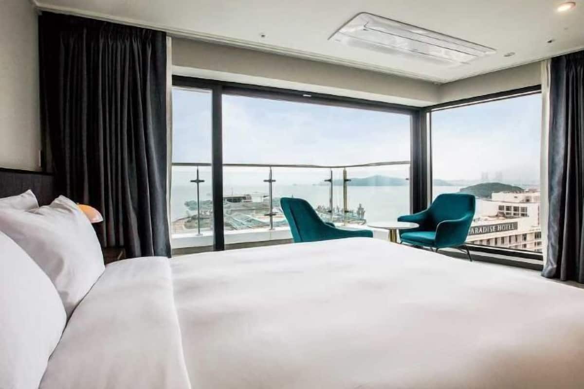 Décor unique, ameublement unique, système d’insonorisation