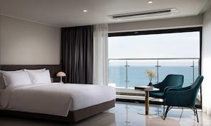 Suite Double | Individuell inredning, unika möbler, ljudisolering och gratis wi-fi