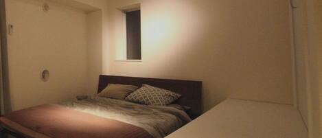 1 bedroom, iron/ironing board, free WiFi