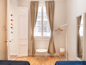 3 bedrooms, iron/ironing board, Internet, bed sheets