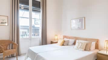 2 habitaciones, tabla de planchar con plancha, internet y ropa de cama