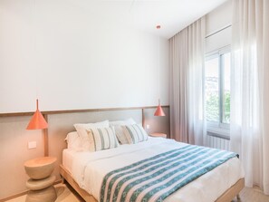 4 chambres, fer et planche à repasser, accès Internet, draps fournis