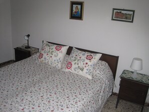 2 bedrooms